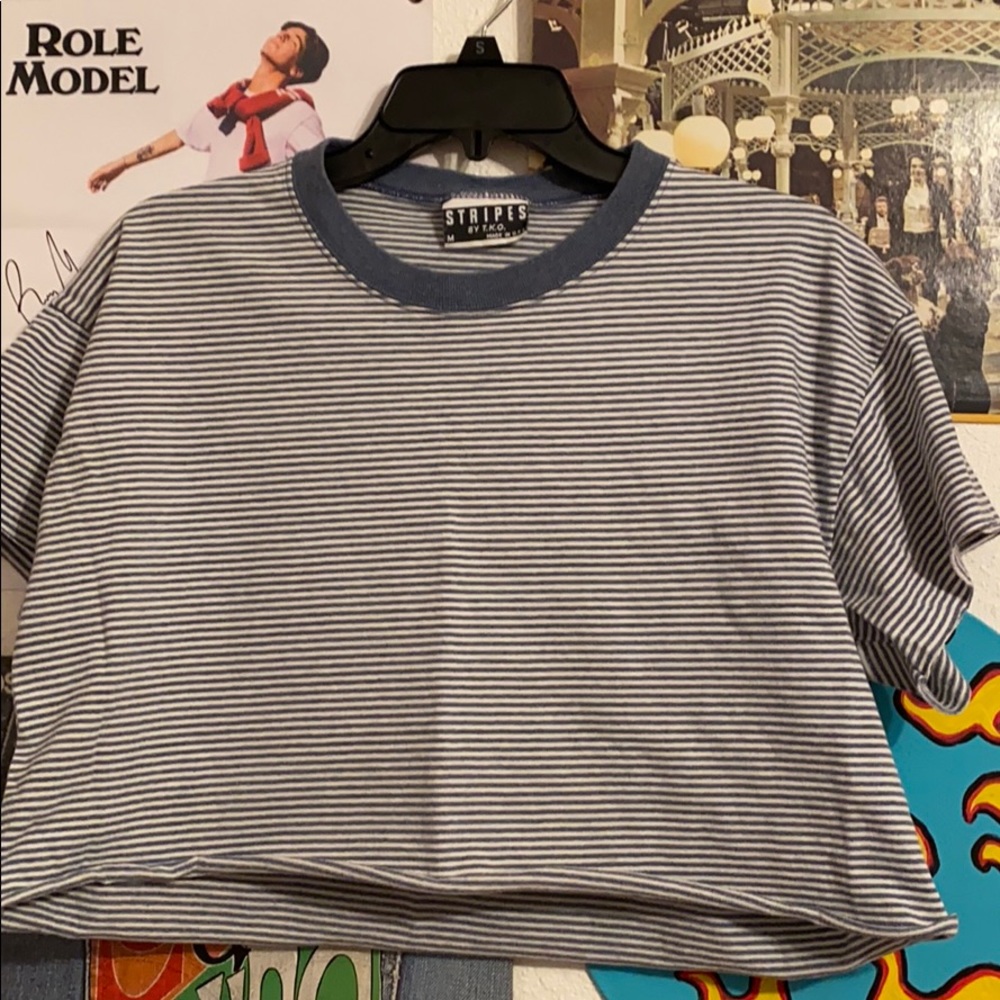 cropped tee